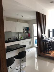 Phòng ăn Sunrise City, Quận 7 Căn hộ Sunrise City tầng cao, ban công hướng nội khu thoáng mát.