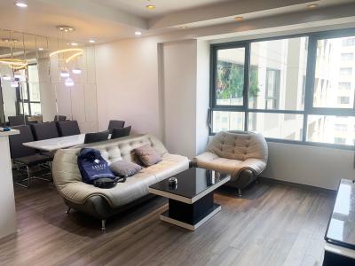 phòng khách The Gold View Căn hộ The Gold View đầy đủ nội thất tiện nghi, view thông thoáng.