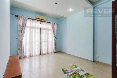 Phòng Ngủ tầng 1 Biệt thự 4 phòng ngủ đường Lý Phục Man Quận 7