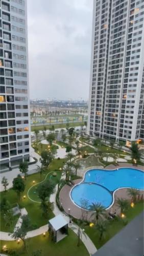 View Vinhomes Grand Park Quận 9 Căn hộ Vinhomes Grand Park tầng thấp, đón view thoáng mát.