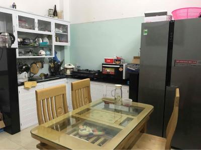 Nhà bếp nhà phố quận 9 Bán nhà hẻm 1 sẹc 3 tầng Quận 9, diện tích 4x12.5m, sổ hồng pháp lý đầy đủ, giao nhà ngay.