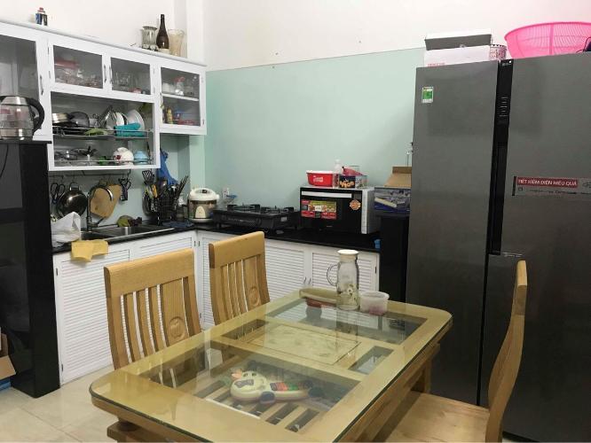 Nhà bếp nhà phố quận 9 Bán nhà hẻm 1 sẹc 3 tầng Quận 9, diện tích 4x12.5m, sổ hồng pháp lý đầy đủ, giao nhà ngay.