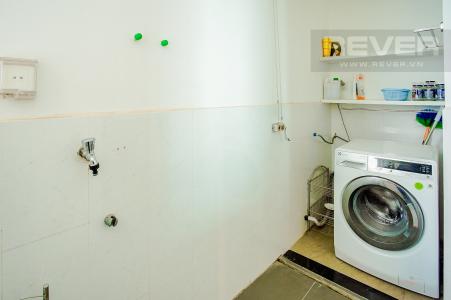 Lô Gia Cho thuê căn hộ Riviera Point 2PN, tầng cao, đầy đủ nội thất, view sông thoáng mát