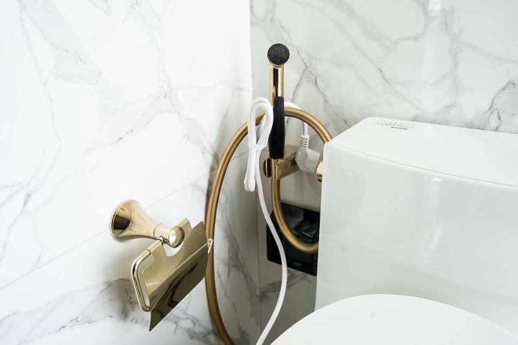 Thiết bị nhà tắm SUNSHINE CITY SÀI GÒN Cho thuê căn hộ Officetel Sunrise City Saigon, diện tích 69m2, nội thất cơ bản, tiện nghi