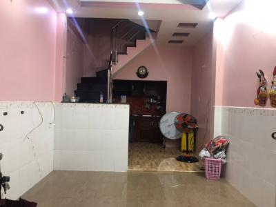 Bán nhà hẻm đường Tôn Đản diện tích 3.51x7.55m có hướng Tây Nam, sổ hồng pháp lý đầy đủ.