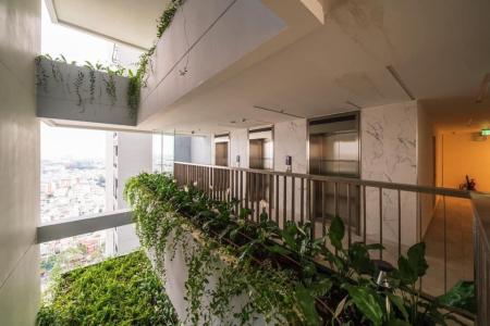 Hành lang Kingdom 101, Quận 10 Căn hộ Kingdom 101 ban công hướng Nam, view thành phố.