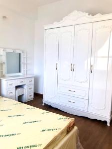 Phòng ngủ Saigon Mia, Bình Chánh Căn hộ Saigon Mia tầng trung, view thành phố.