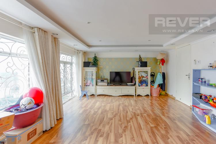 Phòng Ngủ 3 Duplex Phú Hoàng Anh 3 phòng ngủ view hồ bơi