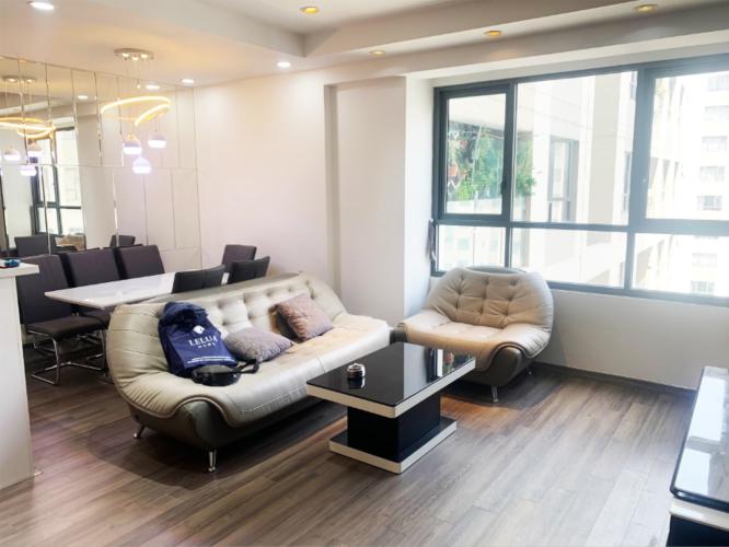 phòng khách The Gold View Căn hộ The Gold View đầy đủ nội thất tiện nghi, view thông thoáng.