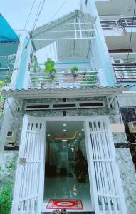 Mặt tiền nhà phố Huỳnh Văn Nghệ, Tân Bình Nhà phố hướng Tây Nam, hẻm xe hơi 4m, diện tích 45m2.