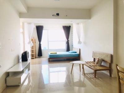 Phòng khách căn hộ Galaxy 9 Bán căn hộ tầng cao Galaxy 9, Quận 4, thiết kế hiện đại, đầy đủ nội thất.