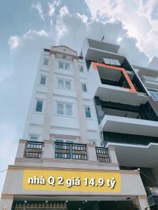 Nhà phố Quận 2 Bán nhà cách Chợ Bình Trưng 700m, nội thất cơ bản.