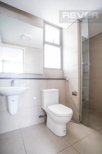 Phòng Tắm 1 Bán căn hộ Riviera Point 2PN, diện tích 105m2, đầy đủ nội thất, hướng Đông Bắc, view sông và hồ bơi