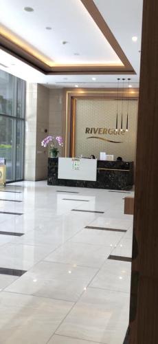 Sảnh căn hộ Rivergate Residence Căn hộ Rivergate Residence tầng 10, đầy đủ nội thất.
