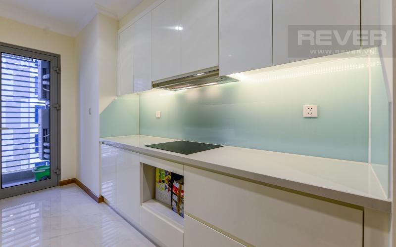 bếp Căn hộ Vinhomes Central Park trung tầng Landmark 1 view nội khu