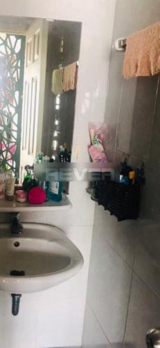 Phòng tắm Petroland Quận 2 Căn hộ Petroland tầng 17, đầy đủ nội thất, view thành phố.