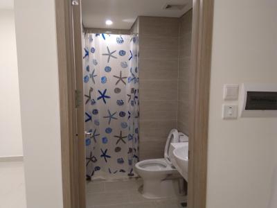 Toilet Vinhomes Grand Park Quận 9 Căn hộ view sông tắc Vinhomes Grand Park tầng cao.