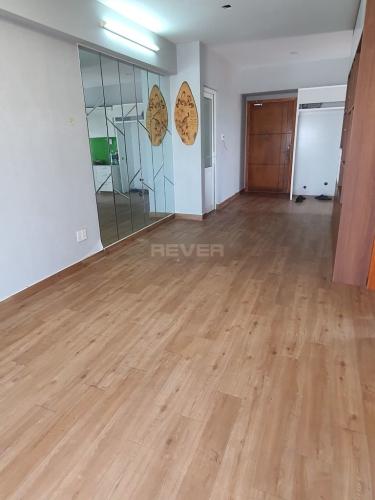 Phòng khách căn hộ Linh Tây Tower Căn hộ chung cư Linh Tây view thành phố sầm uất, nội thất cơ bản.