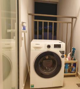 Nội thất căn hộ Richstar, Tân Phú Căn hộ Richstar ban công hướng Đông bàn giao nội thất đầy đủ.