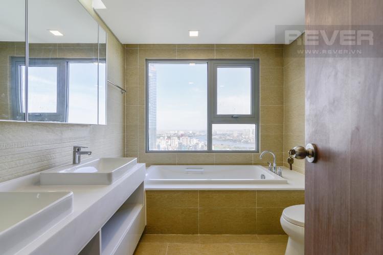 Phòng Tắm 2 Căn hộ Vinhomes Central Park 4 phòng ngủ tầng cao P4 view sông