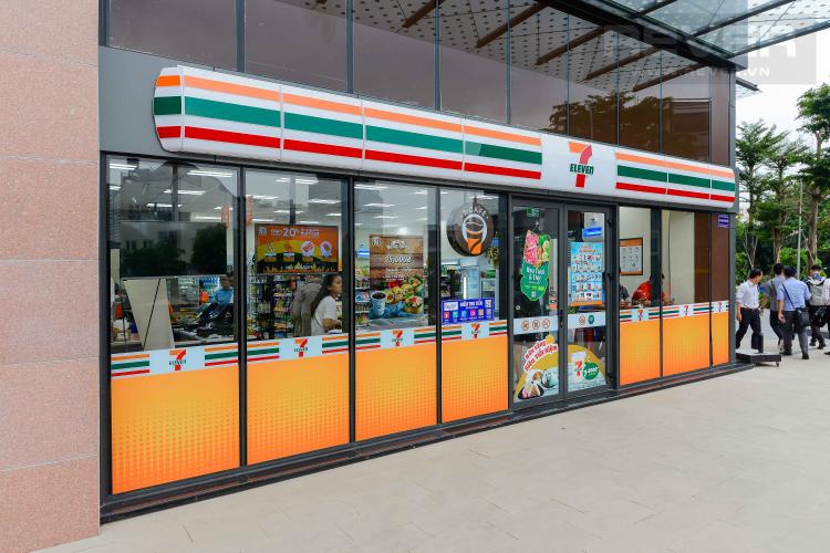 The Sun Avenue - hkt6940.jpg