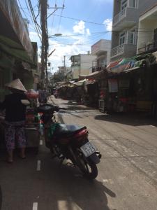 Bán nhà 2 tầng hẻm Tôn Thất Thuyết, Quận 4, sổ hồng, hướng Bắc