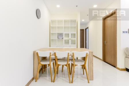 Bàn ăn Căn hộ Vinhomes Central Park 3 phòng ngủ tầng cao P2 view sông