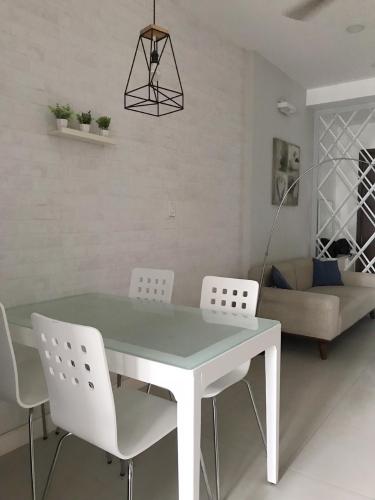 Phòng ăn căn hộ LEXINGTON RESIDENCE Bán căn hộ Lexington Residence 1PN, tầng 9, đầy đủ nội thất, ban công Đông Nam