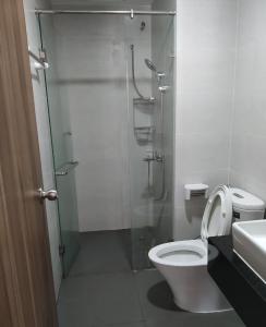 Phòng tắm căn hộ Mizuki Park, Bình Chánh Căn hộ tầng trung Mizuki Park nội thất cơ bản, view nội khu yên tĩnh.