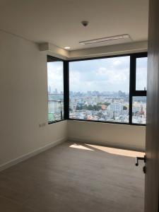 ban công căn hộ KINGDOM 101 Bán căn hộ 3PN Kingdom 101 Quận 10, tầng 21, không có nội thất, view thành phố