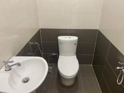 Bên trong Shophouse Moonlight Boulevard Bình Tân Shophouse Moonlight Boulevard view hồ bơi, nội thất cơ bản.