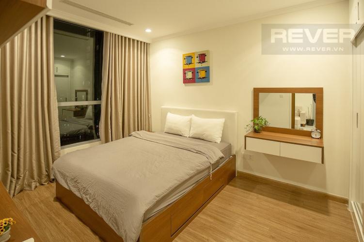 Phòng Ngủ Cho thuê căn hộ Vinhomes Central Park 2PN, tầng cao, tháp Landmark 3, đầy đủ nội thất, view thành phố