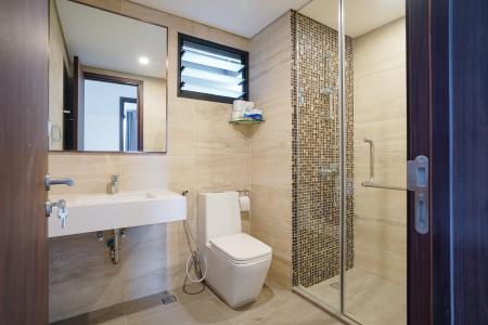 Phòng tắm One Verandah Quận 2 Căn hộ One Verandah tầng sân vườn nội thất hoàn thiện.