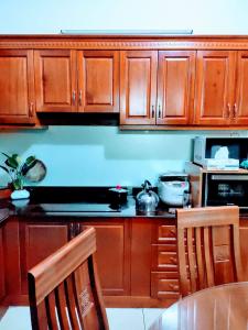 Phòng bếp căn hộ CHUNG CƯ KHANG GIA Bán căn hộ chung cư Khang Gia 2PN, diện tích 73m2, đầy đủ nội thất, hướng cửa Đông Nam