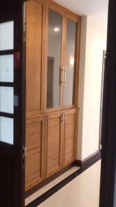 Căn hộ Him Lam Riverside Bán căn hộ view nội khu Him Lam Riverside, 2 phòng ngủ, diện tích 89.7m2, nội thất căn bản.