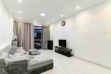 Cho thuê nhà hẻm 2 tầng, đường Mạc Đĩnh Chi, Quận 1, đầy đủ nội thất, cách Hồ Con Rùa 800m