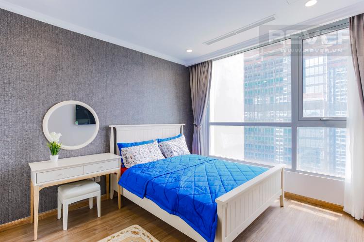 Phòng Ngủ 2 Căn hộ Vinhomes Central Park tầng cao Landmark 2 view đẹp về sông và Landmark 81