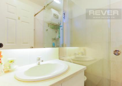 Phòng Tắm 2 Căn hộ tầng cao chung cư Bình Khánh thiết kế đẹp, đầy đủ tiện nghi