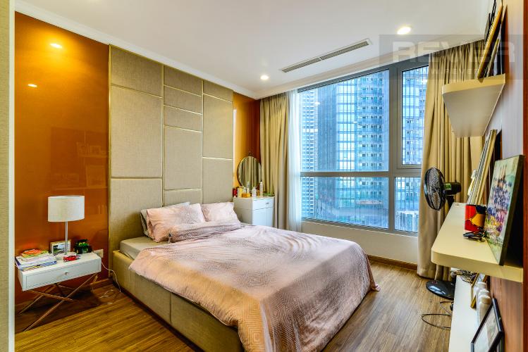 Phòng Ngủ 1 Căn hộ Vinhomes Central Park 3 phòng ngủ tầng cao L1 hướng Bắc
