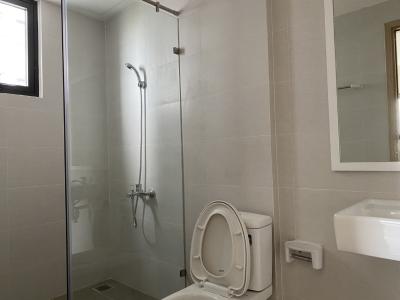 Phòng tắm Safira Khang Điền, Quận 9 Căn hộ Safira Khang Điền tầng thấp, ban công hướng Tây Bắc.