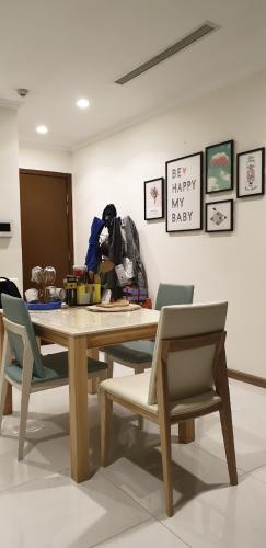 Phòng ăn căn hộ VINHOMES CENTRAL PARK Bán căn hộ Vinhomes Central Park 1PN, tầng 30, đầy đủ nội thất, view thành phố