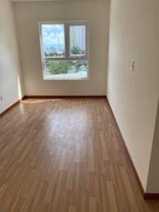 Phòng khách Diamond Riverside, Quận 8 Căn hộ Diamond Riverside ban công hướng Bắc, nội thất cơ bản.