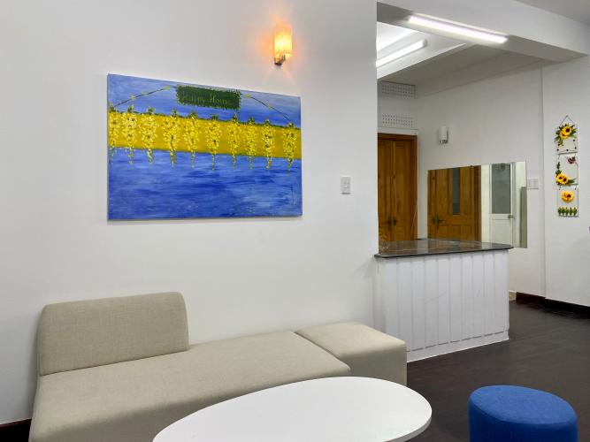 phòng khách chung cư Phạm Viết Chánh Căn góc chung cư Phạm Viết Chánh, nội thất cao cấp, 2 ban công.