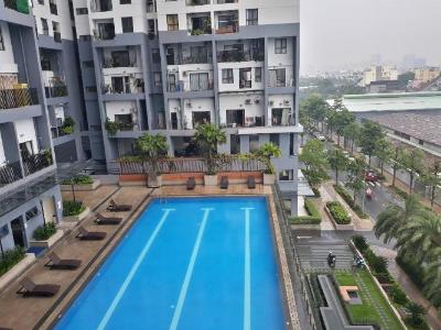 Hồ bơi căn hộ M-One Nam Sài Gòn Căn hộ M-One Nam Sài Gòn ban công hướng Đông Nam, nội thất đầy đủ.