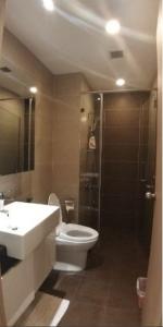 Phòng tắm căn hộ Prince Residence, Phú Nhuận Căn hộ Prince Residence đầy đủ nội thất tiện nghi cao cấp, tầng cao.
