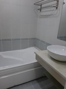 Nội thất căn hộ Sky Garden 3 Căn hộ Sky Garden 2 phòng ngủ thiết kế hiện đại, view thành phố.