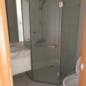 Căn hộ Vinhomes Central Park, Bình Thạnh Căn hộ Vinhomes Central Park nội thất cơ bản sang trọng, view nội khu.