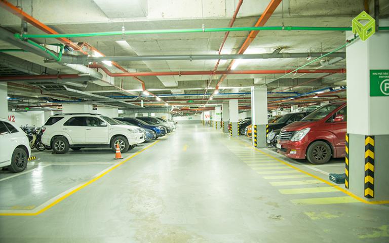 Sunrise City - Hầm xe rộng rãi (ảnh Novaland)