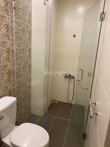 Phòng tắm Summer Square, Quận 6 Căn hộ Summer Square tầng trung, nội thất cơ bản, 3 phòng ngủ.