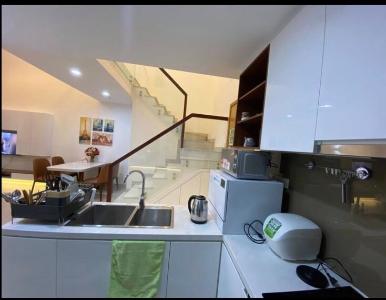 Phòng bếp căn hộ Vista Verde Căn hộ tầng cao Vista Verde đầy đủ tiện nghi, view thành phố.